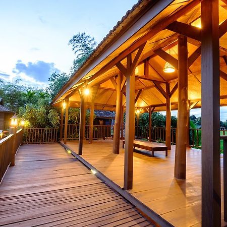 Banyen Villa San Sai Ngoại thất bức ảnh