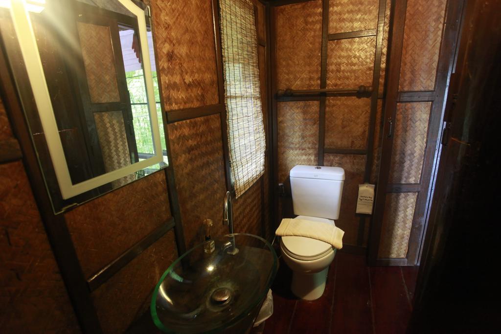 Banyen Villa San Sai Phòng bức ảnh