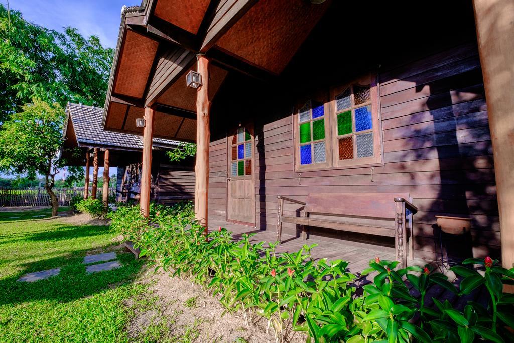 Banyen Villa San Sai Ngoại thất bức ảnh