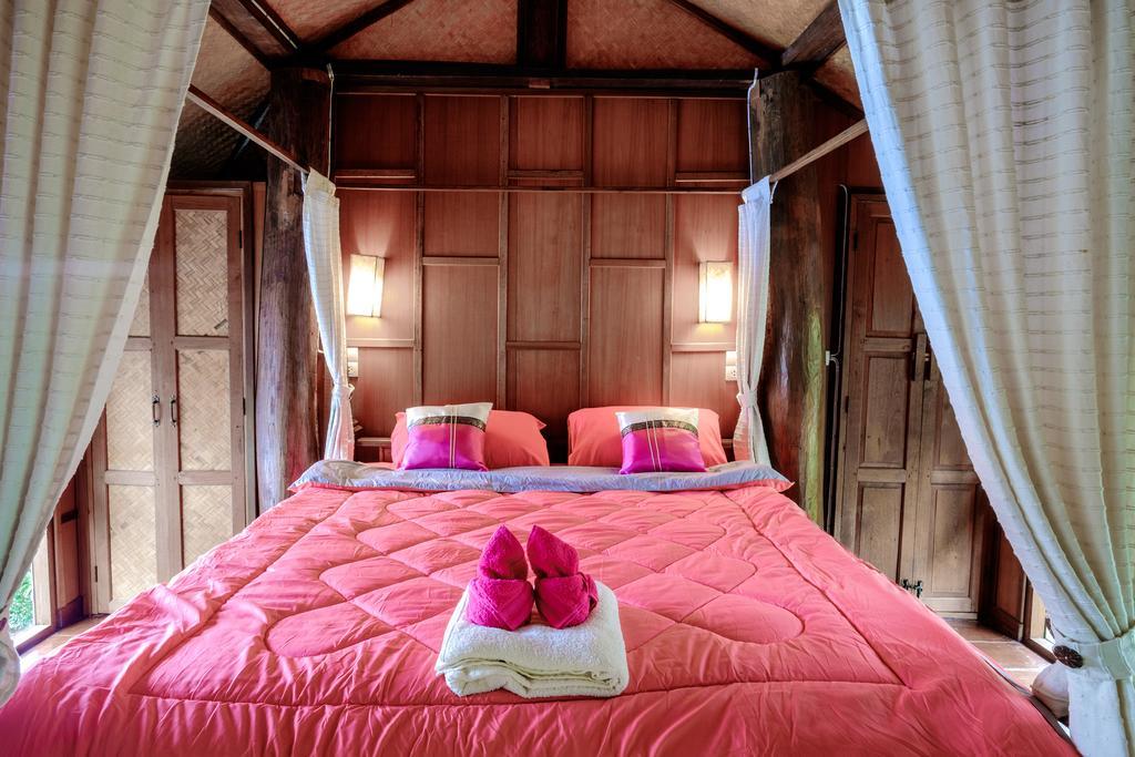 Banyen Villa San Sai Phòng bức ảnh