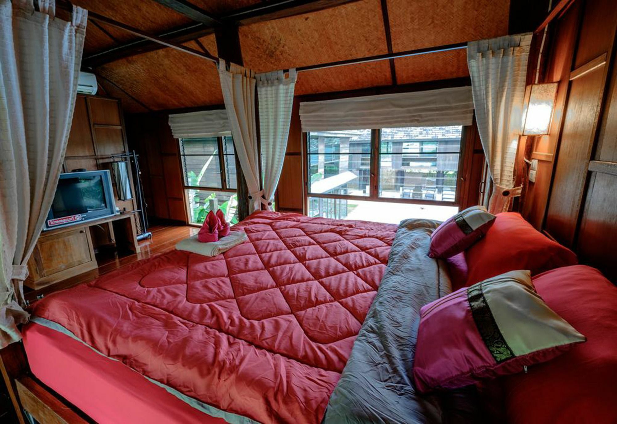 Banyen Villa San Sai Ngoại thất bức ảnh